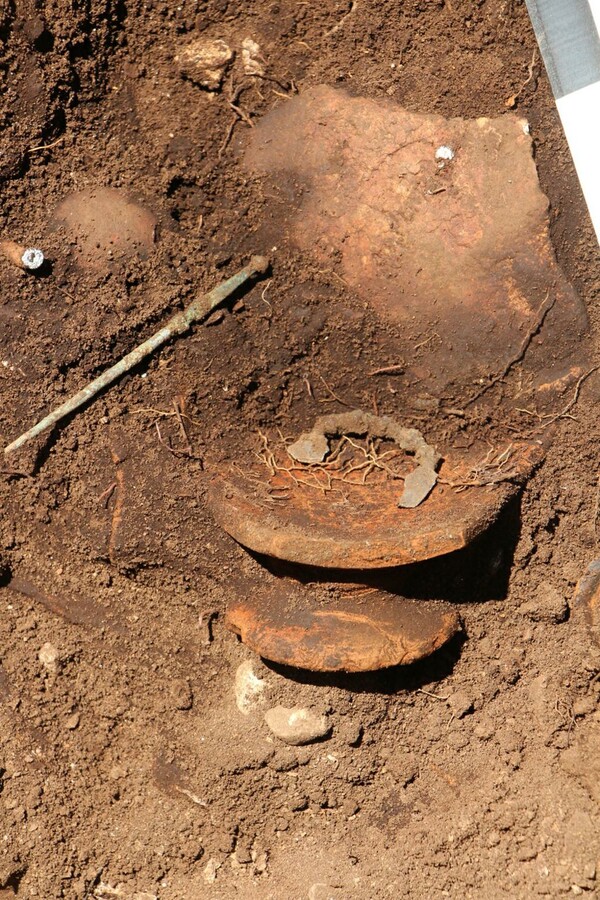 Σπάνιο αρχαιοελληνικό κράνος εντοπίστηκε σε ανασκαφές στην Κροατία [ΕΙΚΟΝΕΣ]