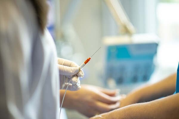 Κορωνοϊός: Η βελγική Janssen ξεκινά δοκιμές εμβολίου στο Ηνωμένο Βασίλειο