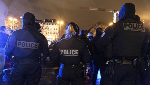 Γαλλία: Τρεις αστυνομικοί νεκροί σε περιστατικό με πυροβολισμούς