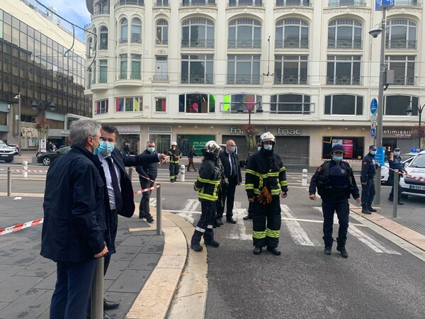 Γαλλία: Επίθεση με μαχαίρι σε εκκλησία στη Νίκαια- Τρεις νεκροί και πολλοί τραυματίες