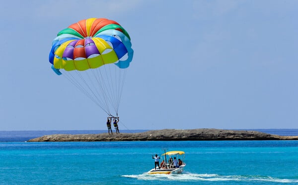 Τα παιδιά που σκοτώθηκαν σε water sports στη Ρόδο δεν ήταν τα πρώτα: Παρανομίες και στατιστικά στην Ελλάδα