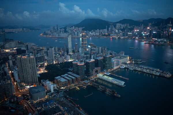 Χονγκ Κονγκ: Η λιγότερο προσιτή αγορά ακινήτων για 11η χρονιά
