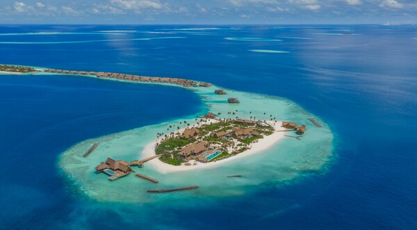 Waldorf Astoria: Νέο ιδιωτικό νησί στις Μαλδίβες, με κόστος 80.000$ τη βραδιά