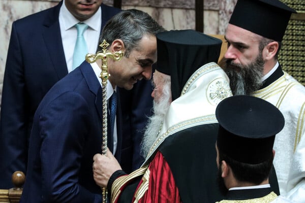 Τα σενάρια για τον Ιερώνυμο και την ορκωμοσία της νέας κυβέρνησης