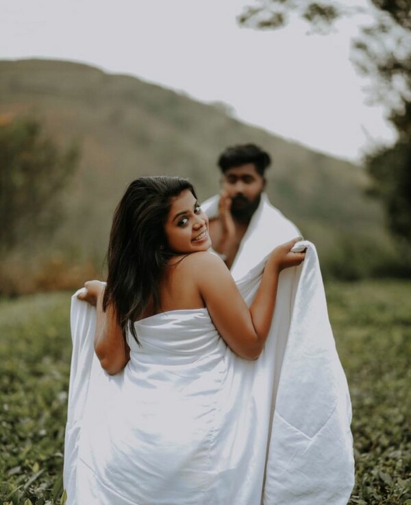 Ζευγάρι στην Ινδία δέχθηκε bullying για τις γαμήλιες φωτογραφίες: «Μας είπαν να παίξουμε σε πορνό»