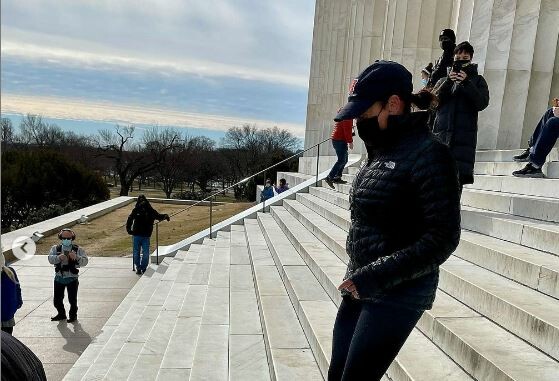 Η Κάμαλα Χάρις αθλείται και οι σωματοφύλακες τρέχουν να την προλάβουν - Το βίντεο που έγινε viral