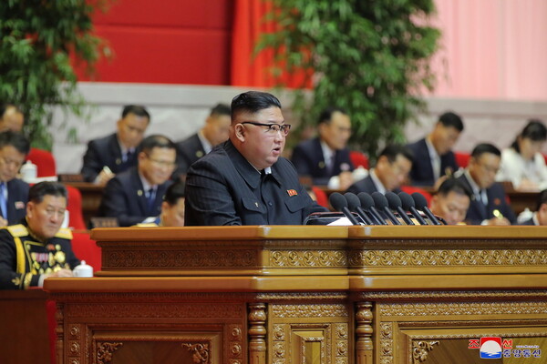 Κιμ Γιονγκ Ουν: Οι ΗΠΑ ο «μεγαλύτερος εχθρός μας» -Θα επεκτείνουμε το πυρηνικό μας οπλοστάσιο