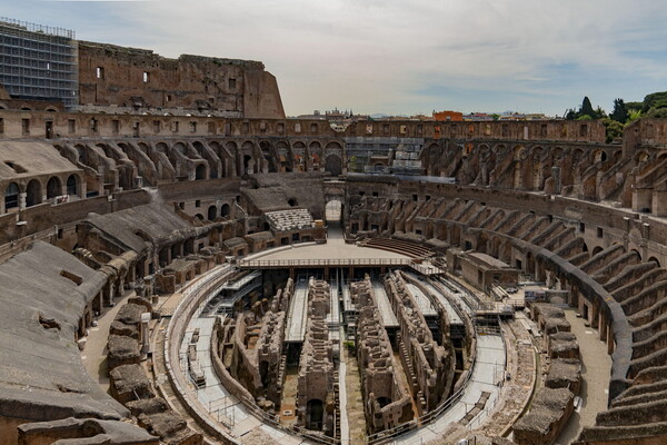 Η Ιταλία αναζητά μηχανικό για την κατασκευή νέου δαπέδου στο Κολοσσαίο