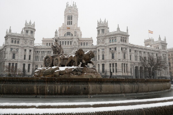 Μαδρίτη: «Προ των πυλών» οι σφοδρότερες χιονοπτώσεις των τελευταίων δεκαετιών