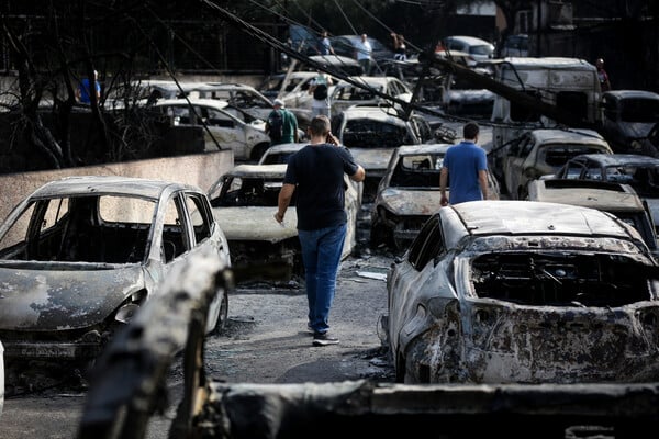 Πυρκαγιά στο Μάτι: Τρίτο εισαγγελικό «όχι» στο αίτημα ανακριτή για κακουργηματικές διώξεις