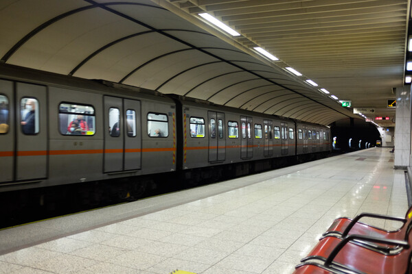 Μετρό: Κλείνουν 6 σταθμοί στις 16:00 με εντολή της αστυνομίας