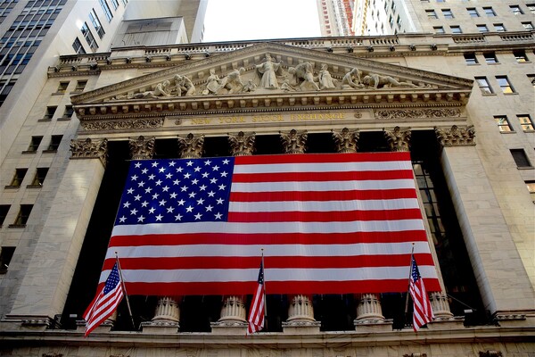 ΗΠΑ: Nέα υψηλά ρεκόρ στο χρηματιστήριο της Νέας Υόρκης