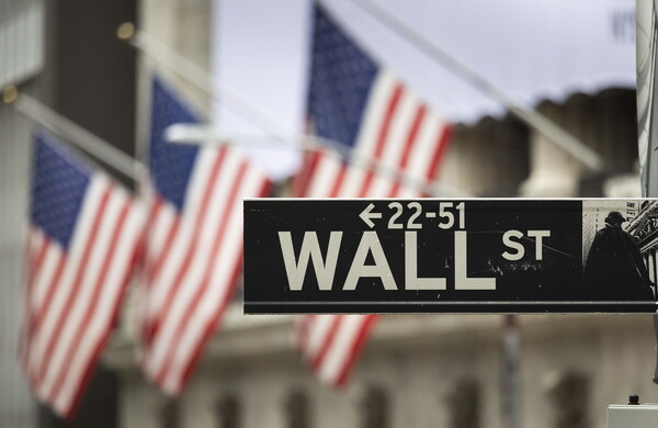 Wall Street: O Dow Jones ξεπέρασε τις 30.000 μονάδες - Για πρώτη φορά στην ιστορία