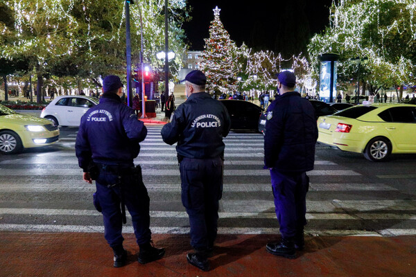 Χρυσοχοΐδης για ρεβεγιόν: Έφοδος σε πάρτι με ή χωρίς καταγγελία