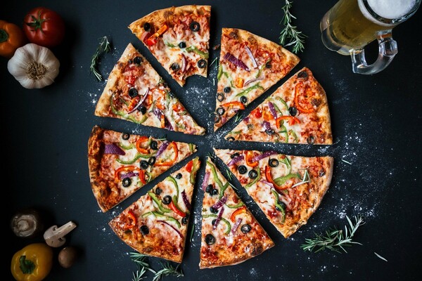 Κατεψυγμένη πίτσα: Το απόλυτο «χιτ» με τη μεγαλύτερη ζήτηση στην πανδημία