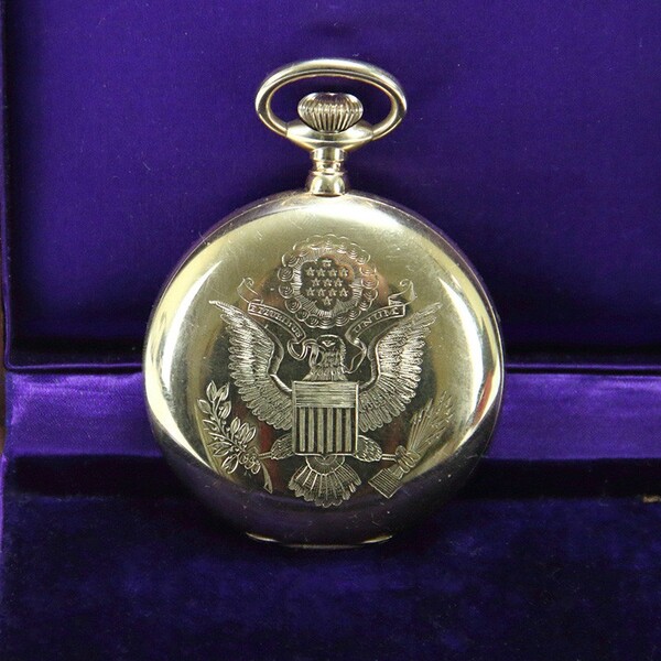 Εκλάπη χρυσό ρολόι τσέπης, 27.000 δολαρίων- Δώρο προέδρου των ΗΠΑ