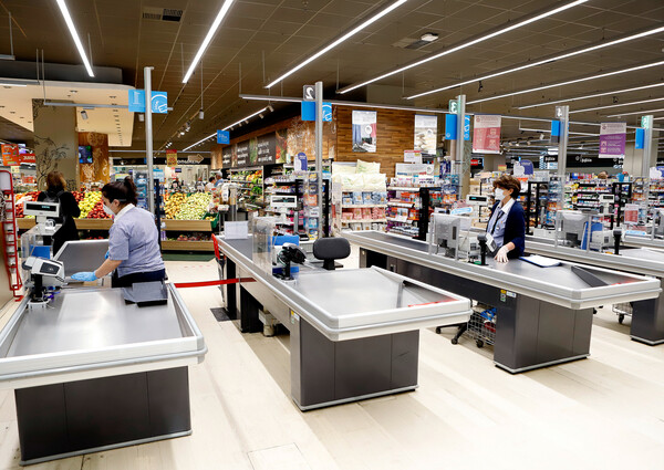 Λινού: Πολύ υψηλός κίνδυνος για τους υπαλλήλους στα σούπερ μάρκετ - Τα ψώνια με delivery