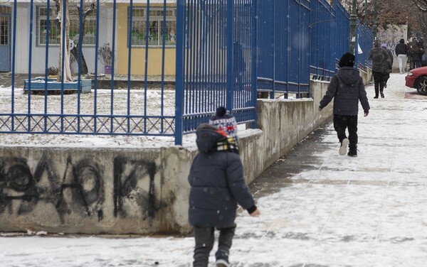 Ποια σχολεία σε όλη τη χώρα θα παραμείνουν κλειστά λόγω της κακοκαιρίας «Μήδεια»