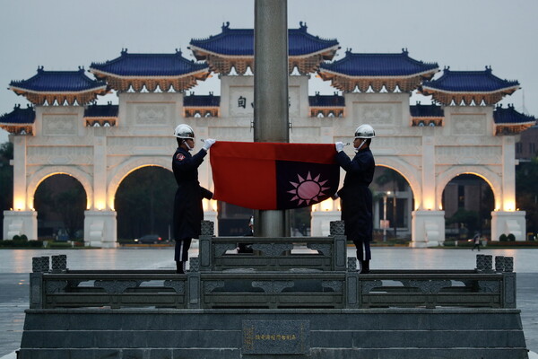 Η Κίνα προειδοποιεί την Ταϊβάν: Οι βλέψεις για ανεξαρτησία σημαίνουν «πόλεμο»