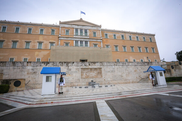 Στη Βουλή το νομοσχέδιο για την επέκταση της αιγιαλίτιδας ζώνης στα 12 ναυτικά μίλια στο Ιόνιο