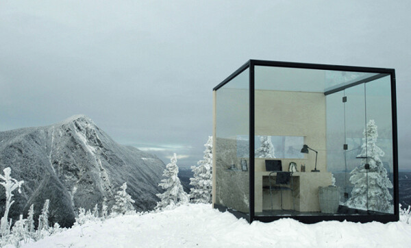 Τηλεργασία στα χιόνια: Το «εκτός γραφείου» γραφείο στα βουνά του Κεμπέκ