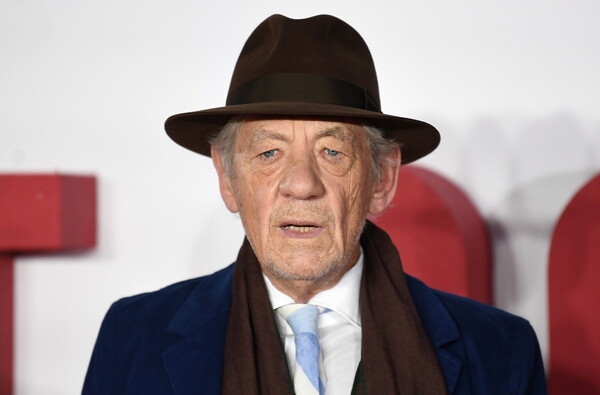 O Ian McKellen για τα δικαιώματα των τρανς