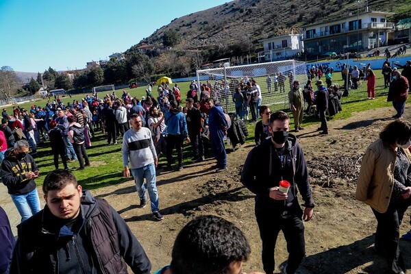 Σεισμός στην Ελασσόνα: Σκηνές και εξοπλισμός στα χωριά που επλήγησαν