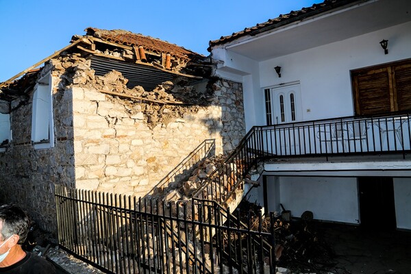 Σεισμός στην Ελασσόνα: Σκηνές και εξοπλισμός στα χωριά που επλήγησαν