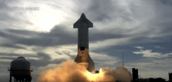 Space X: Ο τρίτος δοκιμαστικός πύραυλος Starship προσγειώθηκε αλλά λίγο μετά εξερράγη (Bίντεο)