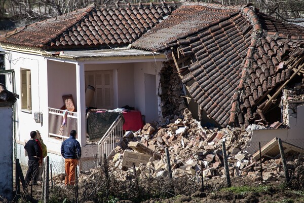 Σεισμός 5,9 Ρίχτερ στην Ελασσόνα: Δεύτερη νύχτα αγωνίας - Έκπληξη και ανησυχία από τους επιστήμονες