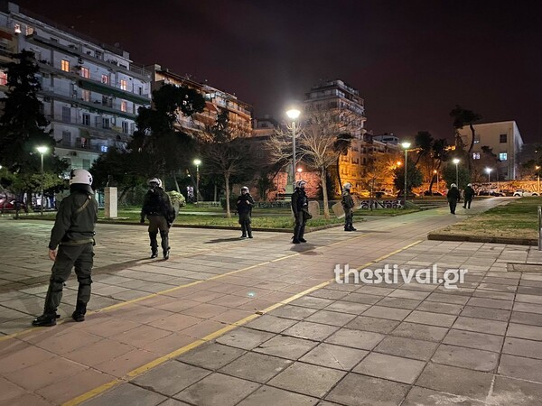 Θεσσαλονίκη: Ένταση έξω από το ΑΠΘ