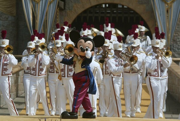 Καλιφόρνια: Η Disneyland σχεδιάζει να ανοίξει και πάλι «έως τα τέλη Απριλίου»