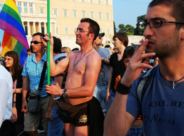 Σύνταγμα. 11η μέρα. Via Gay Parade.