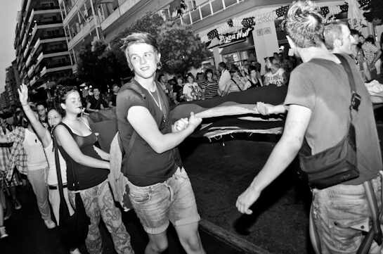 Εικόνες από το πρώτο Gay Pride της Θεσσαλονίκης