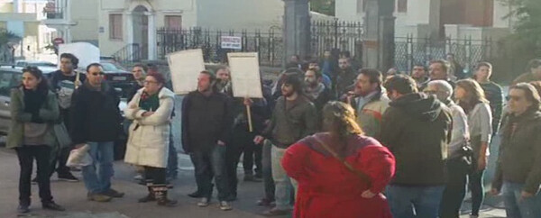 Με αυγά και πορτοκάλια η υποδοχή του Αδώνιδος στη Μυτιλήνη