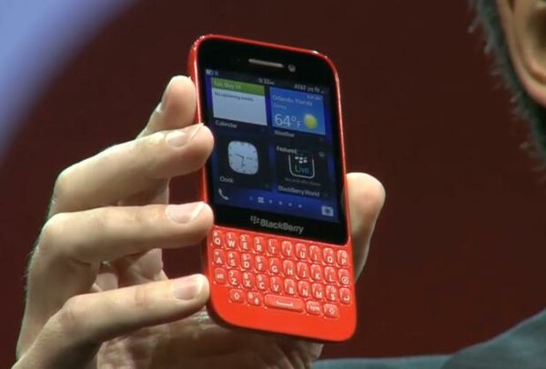Το νέο Blackberry Q5 αποκαλύπτεται