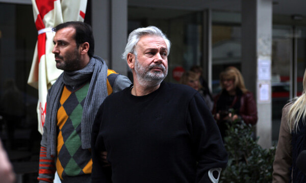Από συνομιλίες για εξαφάνιση λογαριασμών εντοπίστηκε ο Καρούζος