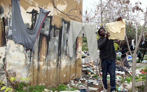 Αθήνα: Ανθρώπινα ερείπια στα γκέτο των άστεγων