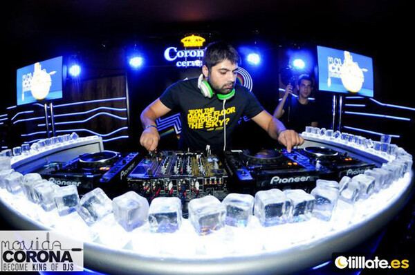 Movida Corona
