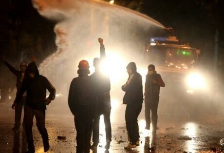 Επνιξαν με δακρυγόνα διαδηλωτές στην Κωνσταντινούπολη