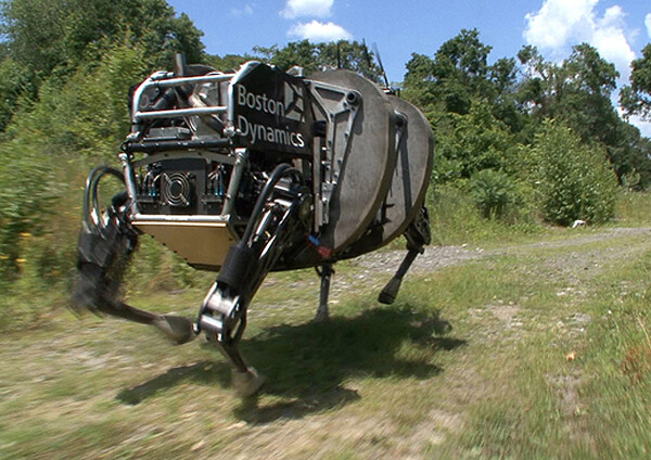 Σκύλος - ρομπότ τρέχει πιο γρήγορα κι απ' τον Μπολτ