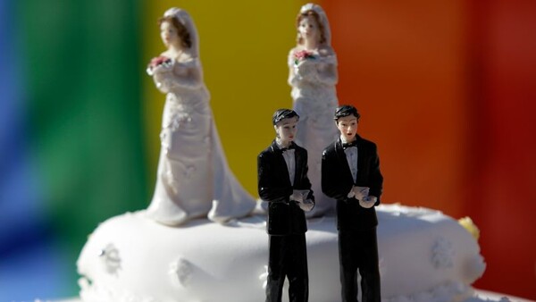 Το πρώτο gay διαζύγιο στη Γαλλία είναι (σχεδόν) έτοιμο