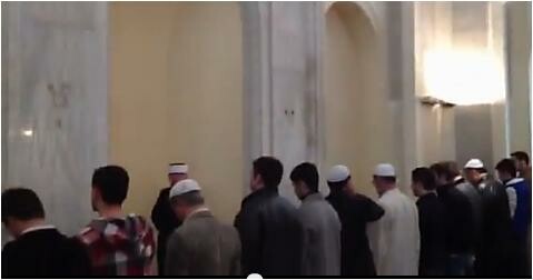 Θεσσαλονίκη: Μουσουλμάνοι προσευχήθηκαν στο Γενί Τζαμί μετά από 90 χρόνια