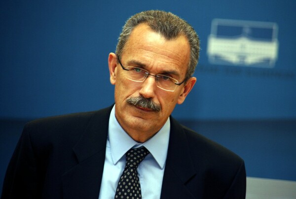 Με παραίτηση απειλεί ο Καψής