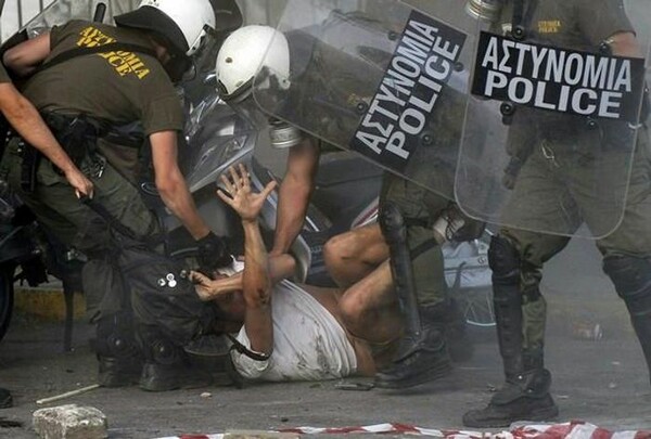''Προς Θεού, μην είστε νέος με βερμούδα..."