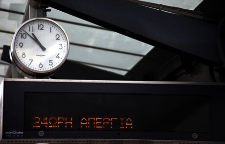 Αποζημίωση για τους επιβάτες στα ΜΜΜ, ζητά ο Συνήγορος του Πολίτη