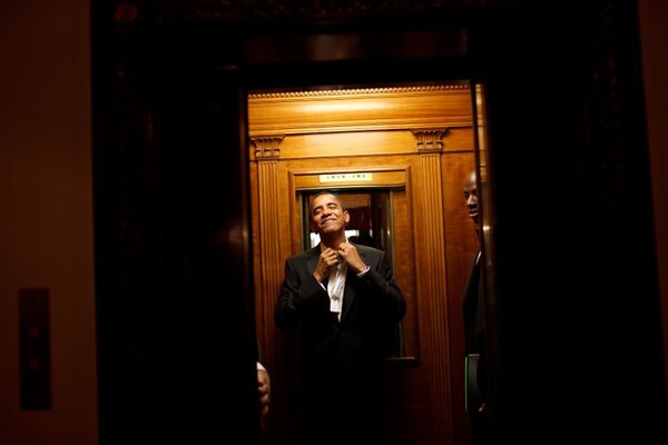 Ο κ. Ομπάμα χαλαρώνει στο Λευκό Οίκο
