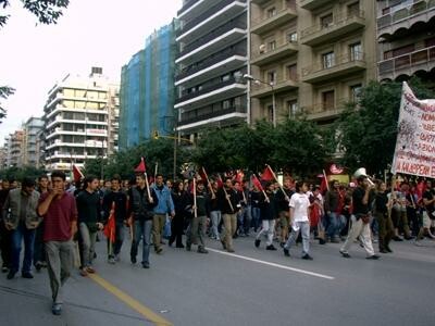 Ολοκληρώθηκαν οι πορείες στο κέντρο