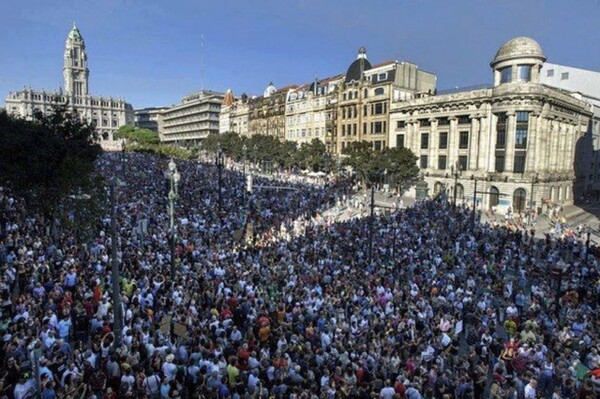 Κοέλιο: «Θα ακούσω το λαό μου»