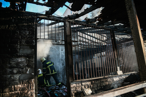 Θεσσαλονίκη: Τρεις νεκροί από πυρκαγιά σε εγκαταλελειμμένο κτίριο 
